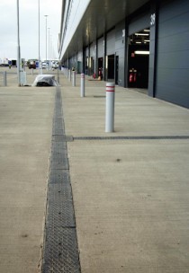 Fully installed FASERFIX SERVICE CHANNELS outside team garages